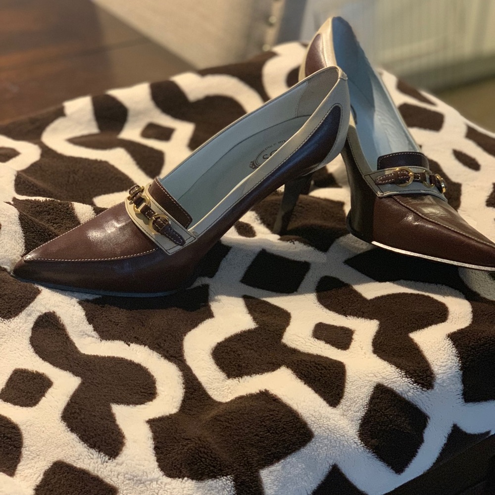 Tod’s Two-toned heels